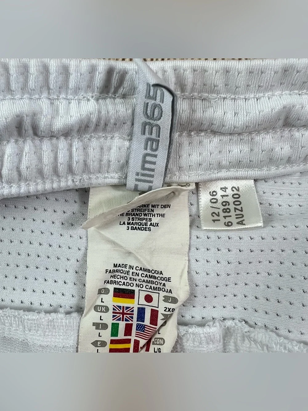Mens Vintage Adidas Climacool 365 White Athletic Soccer Shorts Size Large